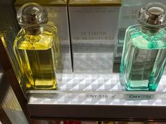 -日上免税店(三径路t3店)