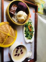 -莉泽月子中心(凯旋江景店)