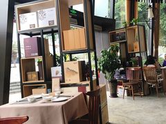 -忆食尚腊味煲仔饭(华南城店)