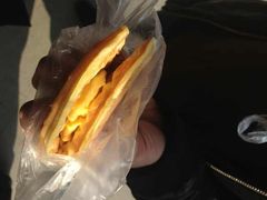 班戟薄饼夹雪糕-成裕雪糕店(士多店)