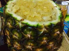 菠萝饭-基诺山寨.版纳民族特色菜