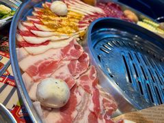 -哈哈碳都·牛肋条无限自助烤肉(台江万达店)