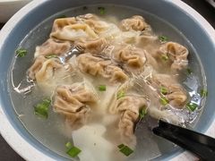 三鲜牛肉馄饨-老新隆牛肉锅贴(新街口店)