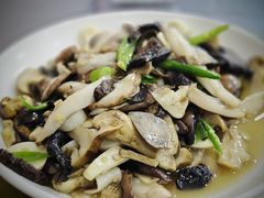 -邱二餐馆