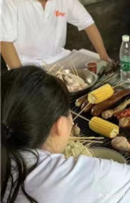松山湖南湖湾露营营地图片