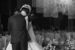 -欣薇婚纱(新源乐汇城店)