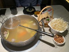 -左庭右院鲜牛肉火锅(浦江欢乐颂店)