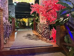 -泉城欧乐堡戏水湾艺术养生温泉