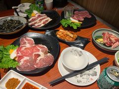 -山之屋炭火烧肉·生啤畅饮(大朗万科中央公园店)