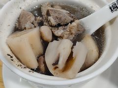 莲藕炖排骨汤-琦记丰顺捆粄(蛇口店)