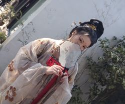 -一揽芳华汉服旗袍体验馆(拙政园店)