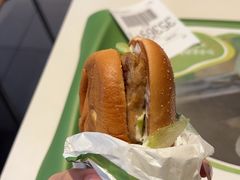 -麦当劳(假日广场店)