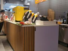 -麦当劳(百联西郊购物中心店)