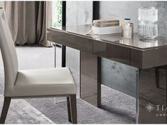 -剪刀石头布家居广场