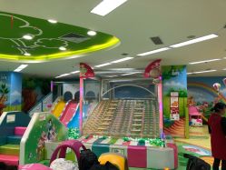 -孩子王童乐园(洛阳万达店)