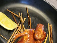 香茅烟熏玻璃乳鸽-韩上楼