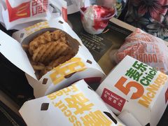 -麦当劳(展览路店)