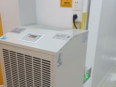 -安东易迷你自助仓储寄存仓库(杨浦店)