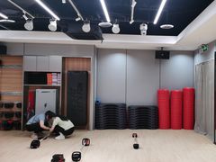 -乐刻运动健身精品馆(览秀城店)