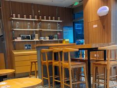 -霸王茶姬(建设路公元荟店)