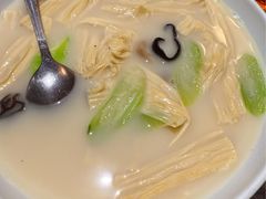 -汤城小厨•粤菜•靓汤(苏州街店)