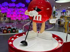 -m豆巧克力世界(上海世茂广场店)