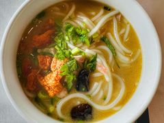 -昆明春城湖畔度假村