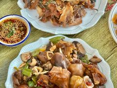 -丹水桥地锅鱼·翘嘴鲌·地方特色全鱼宴(丹江口大坝店)