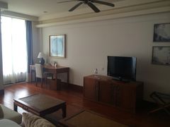 三亚亚龙湾华宇度假酒店(原三亚华宇皇冠假日酒)-三亚亚龙湾雅高美爵酒店