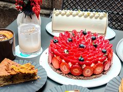 -潮一不贰·法式甜品·生日蛋糕·西式简餐(外滩店)
