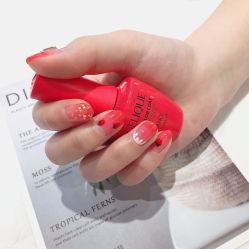 -蜜丝卡伦美甲美睫连锁