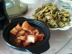 -小锅饭豆腐馆(太原街店)