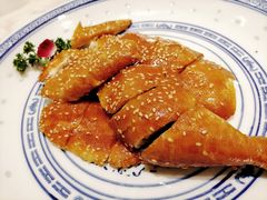 古桐麻香鸡-香港百合居(LCM置汇旭辉广场店)