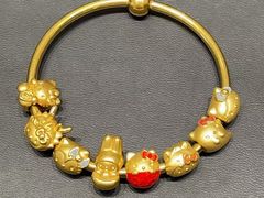 -周生生(旺角新世纪广场店)