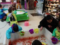 -汉口北国际商品交易中心品牌服装城