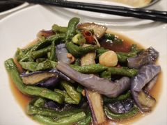 -泓历皇朝酒店(东亭店)