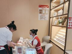 -海底捞火锅(新松江路店)