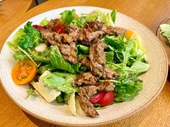 慢烤牛肩肉能量碗-Jamaicablue Coffeeshop(中央广场店)