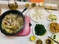 -墨脱石锅椰子鸡•海鲜糟粕醋(榆亚路店)