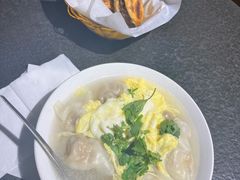 高汤云吞(含蛋)-买又大餐厅(福林里店)