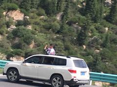 -天山神秘大峡谷