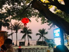 -Green Tree Rest. & Pub