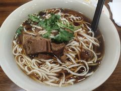 -李先生牛肉面大王(济南火车站候车室店)