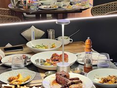 -MONICH牛排融合餐厅(和义大道购物中心店)