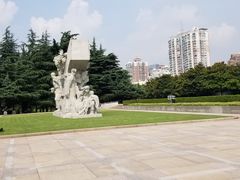 -上海市龙华烈士陵园