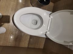 -天津梅江中心皇冠假日酒店
