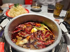 -大芊金重庆串串火锅(南京路店)