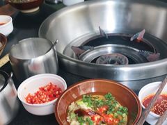 -王婆乔鲜鱼自助火锅(蜀汉路店)