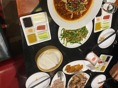-皇城根·烤鸭·鱼头·家常菜(欧亚大观乐活城店)