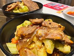 酱牛肉拌黄瓜-韩时烤肉(枫蓝店)